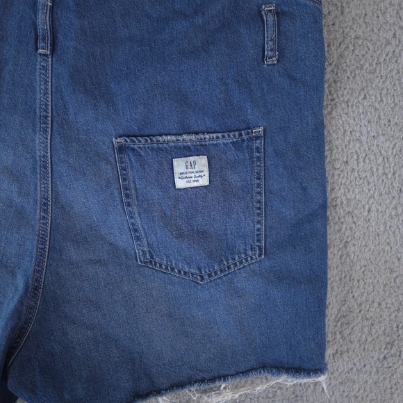 Gap Overalls Women XL Baggy Bib Denim 4" Shortall Cut Off Distressed Medium Wash - Picture 10 of 11